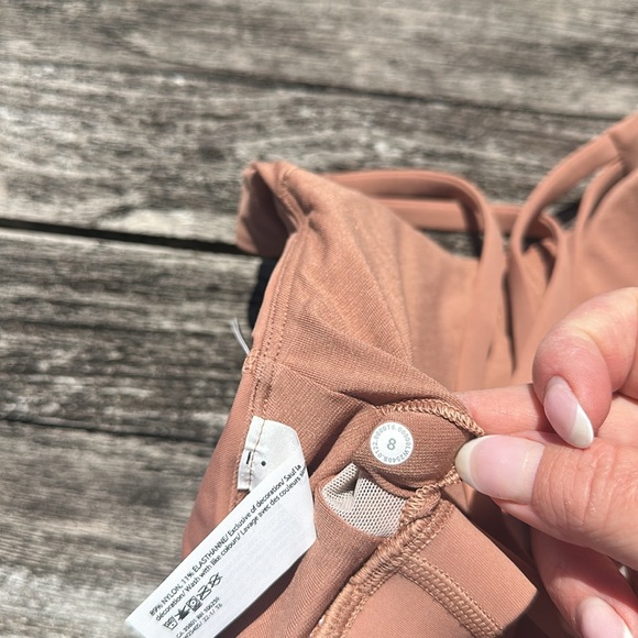 Lululemon Energy Bra Medium Support, B–D Cups size 8
Dusty Clay NWT - Picture 8 of 9